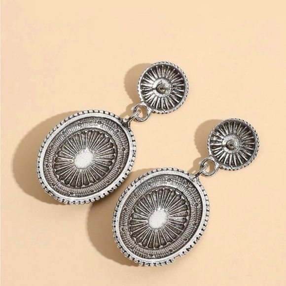 Cow Girl Turquoise Stone Silver Drop Earrings - Picture 8 of 14